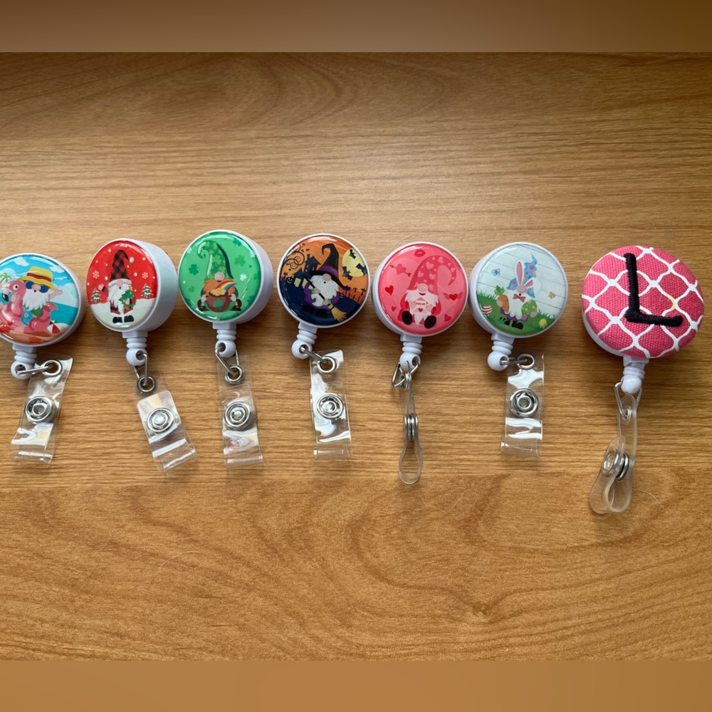 Badge reels